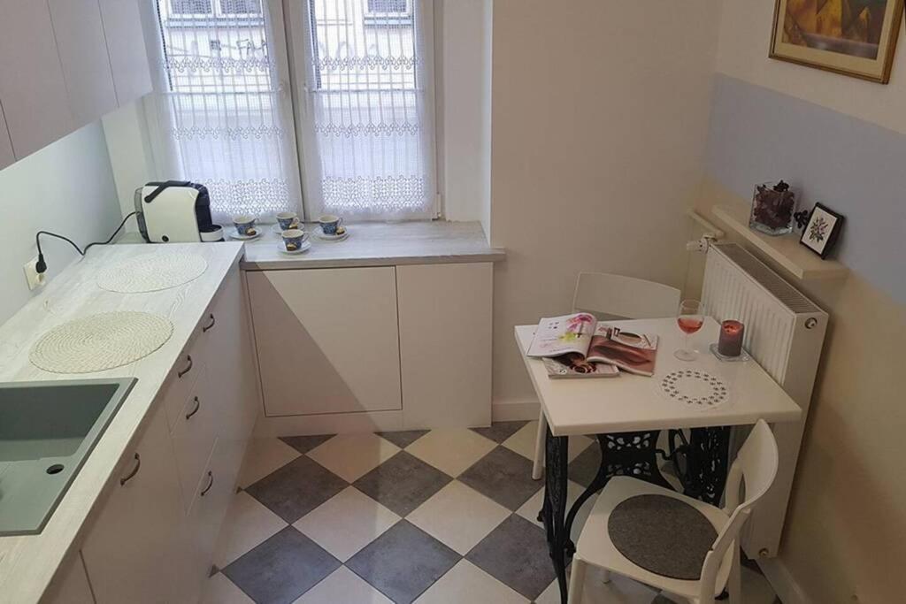 Apartament Podwale By Your Freedom Warschau Buitenkant foto